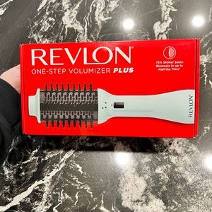Revlon one step volumizer plus